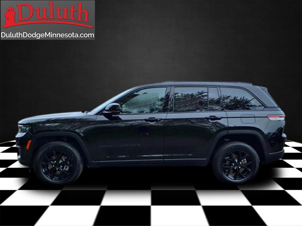 Used 2024 Jeep Grand Cherokee Altitude with VIN 1C4RJHAG9R8506973 for sale in Hermantown, Minnesota