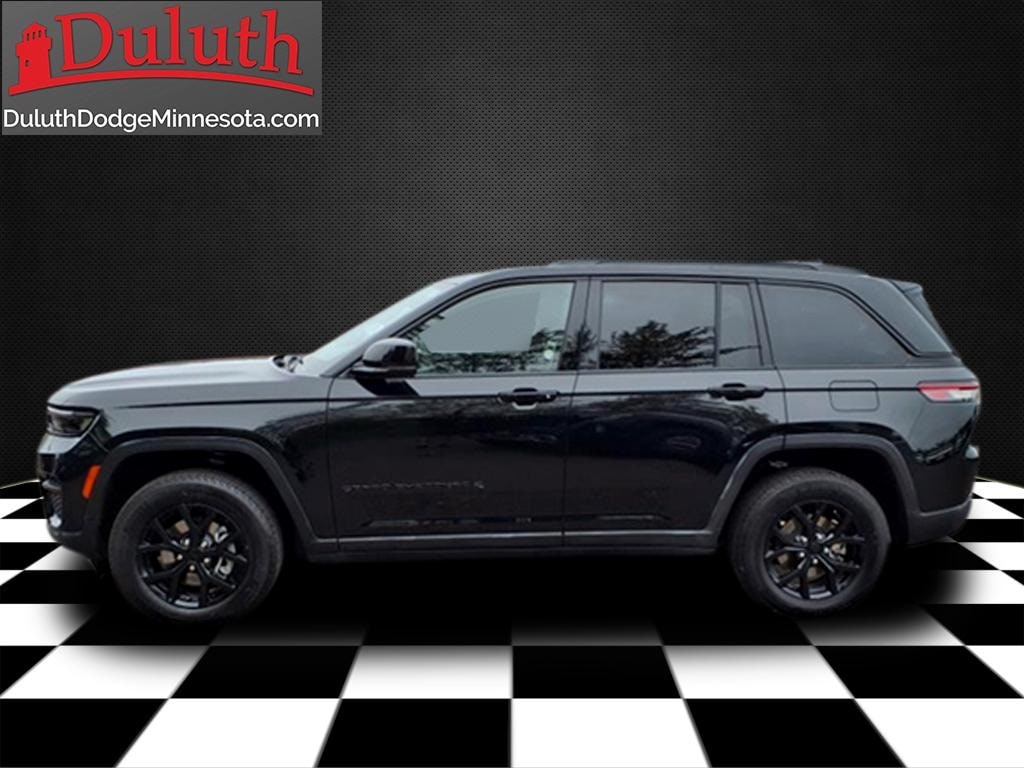 Used 2024 Jeep Grand Cherokee Altitude with VIN 1C4RJHAG2RC108887 for sale in Hermantown, Minnesota