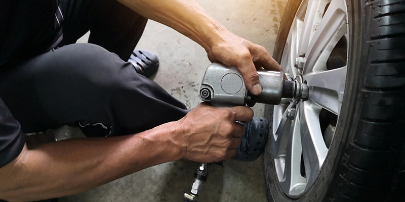 Chrysler Tire Service in Duluth, MN