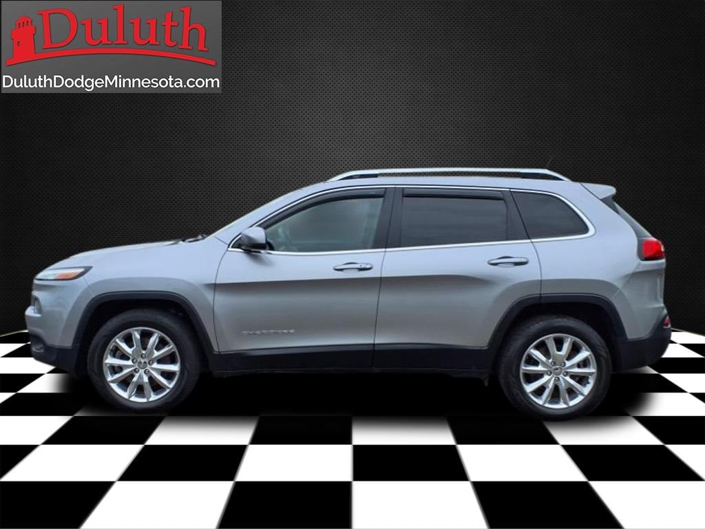 Used 2015 Jeep Cherokee Limited with VIN 1C4PJMDS9FW703276 for sale in Duluth, Minnesota