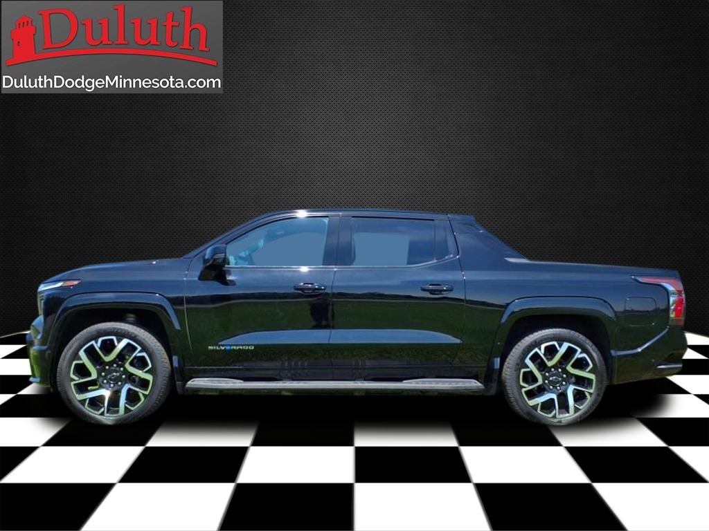 Used 2024 Chevrolet Silverado EV RST with VIN 1GC40ZEL5RU302415 for sale in Hermantown, Minnesota