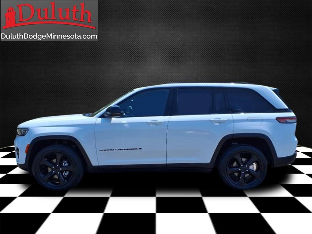 Certified 2023 Jeep Grand Cherokee Altitude with VIN 1C4RJHAGXPC569705 for sale in Hermantown, Minnesota