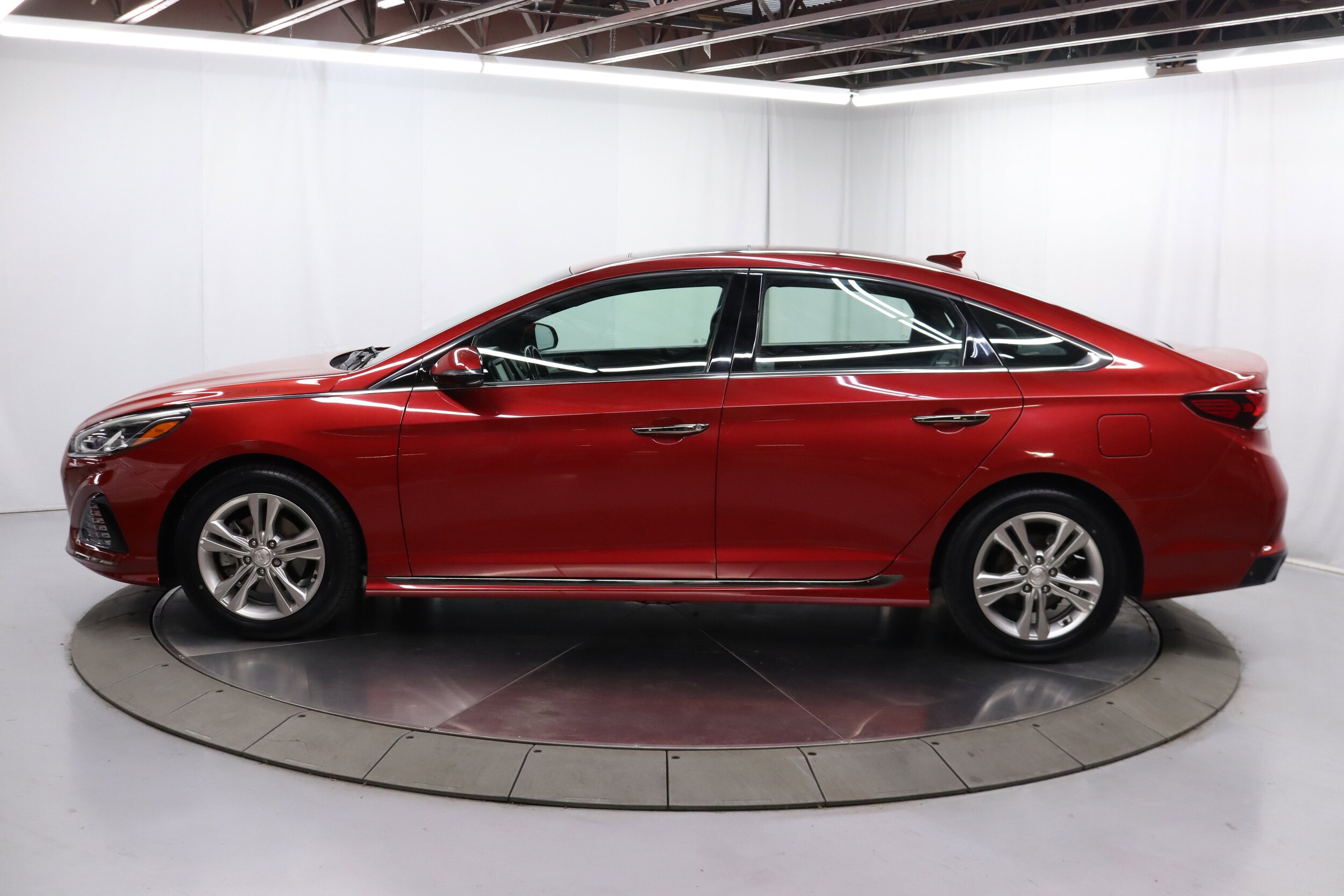 2018 Hyundai Sonata Sport photo 4