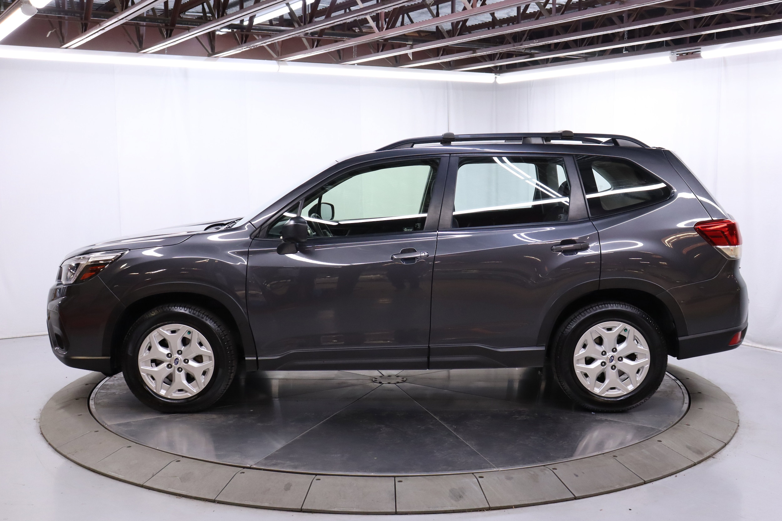 2021 Subaru Forester Base photo 4
