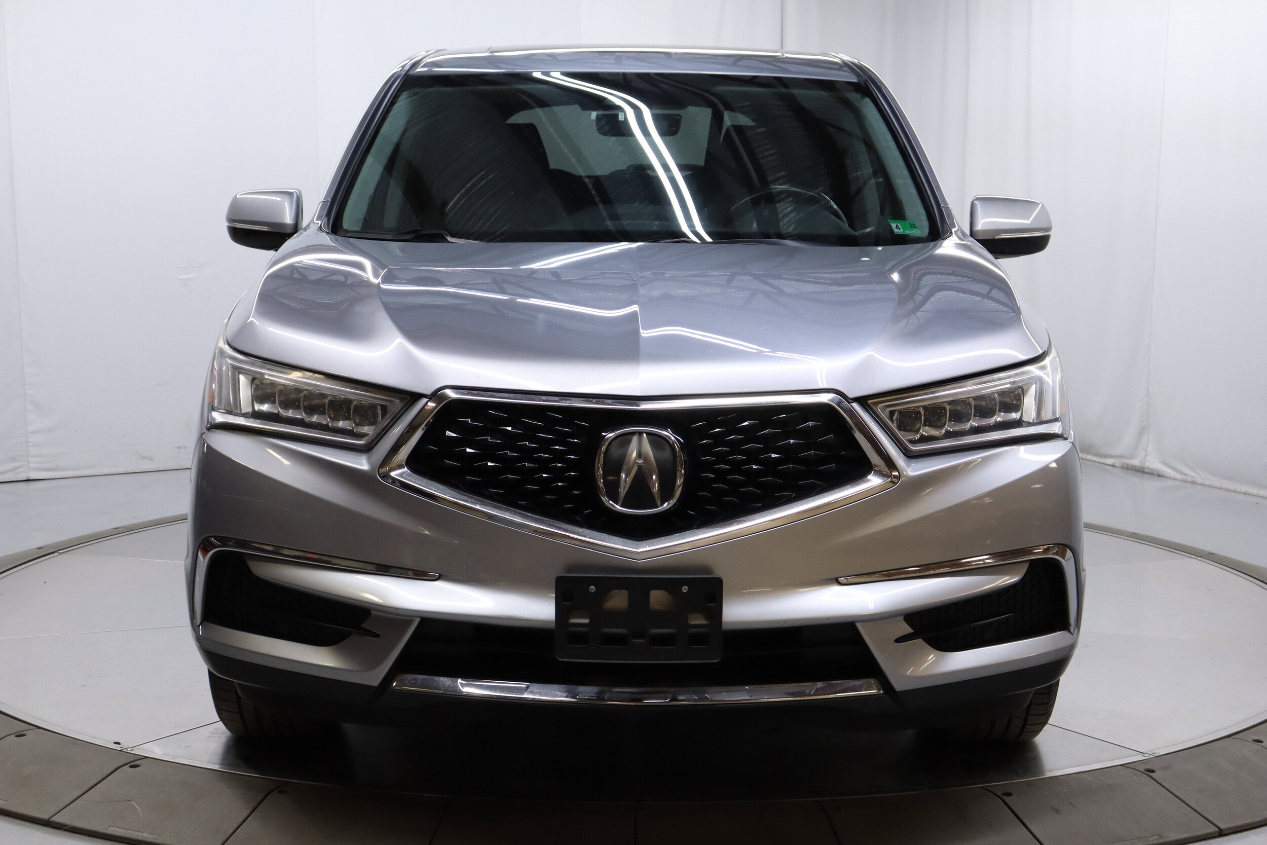 2017 Acura MDX SH-AWD photo 2