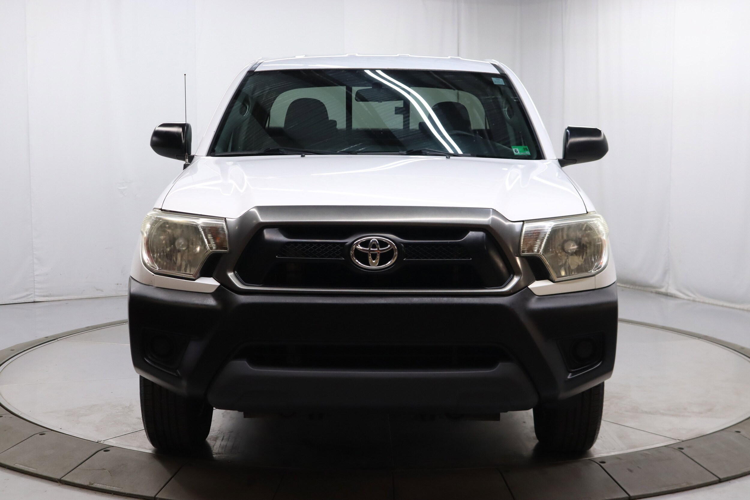 2014 Toyota Tacoma photo 3