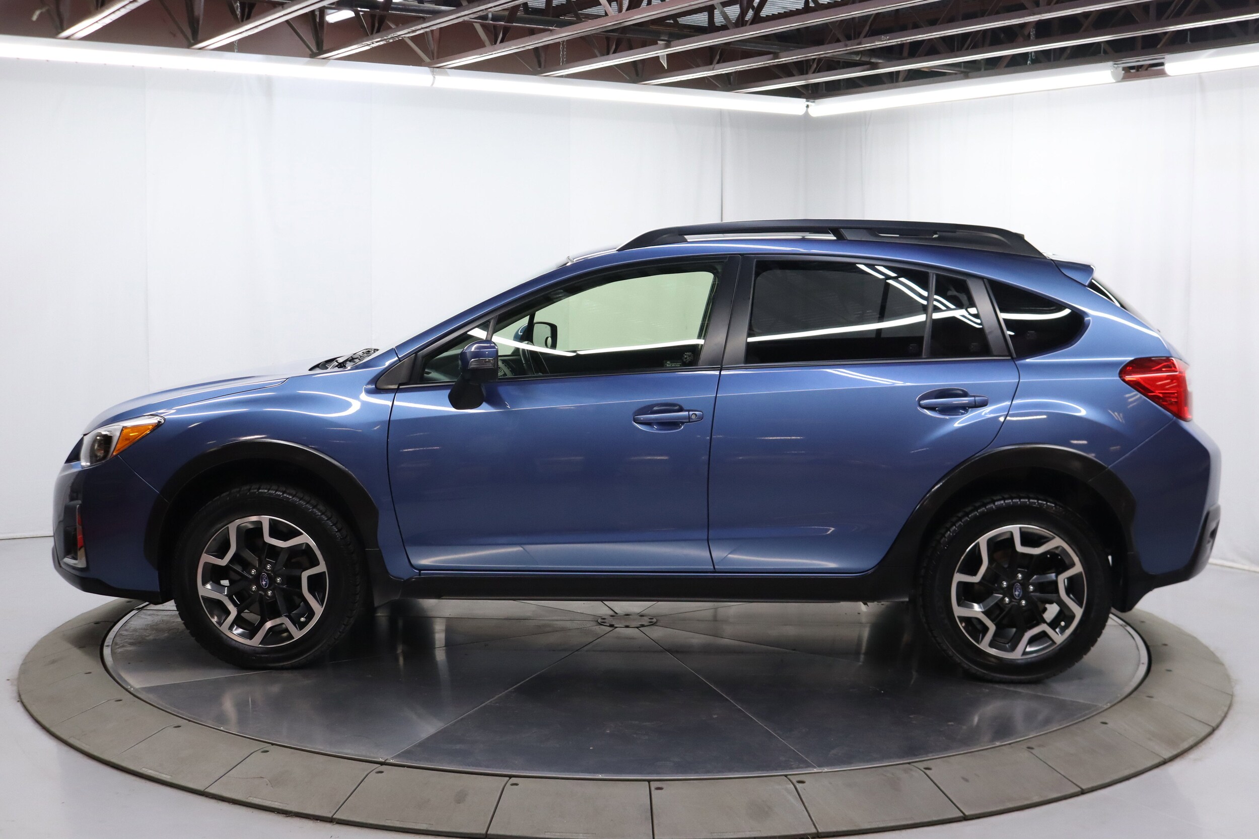 2016 Subaru Crosstrek 2.0i Limited photo 4