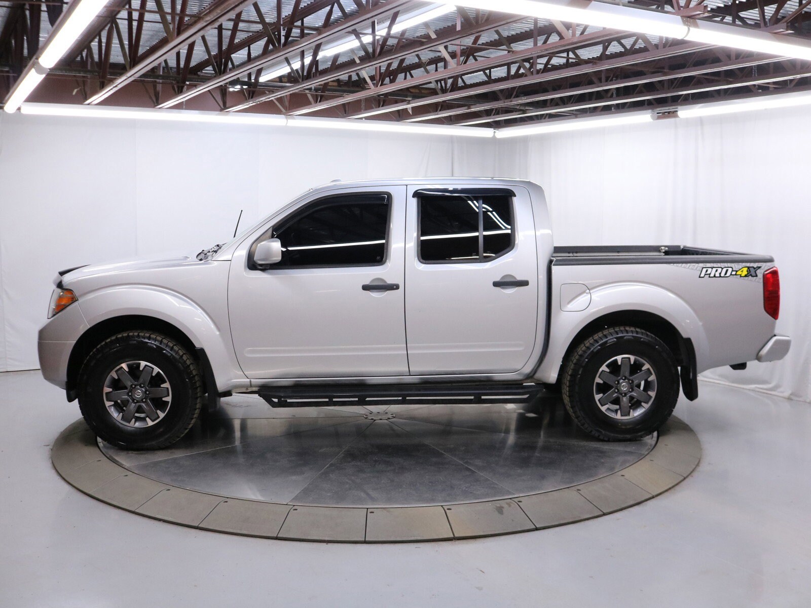 2018 Nissan Frontier PRO-4X photo 4