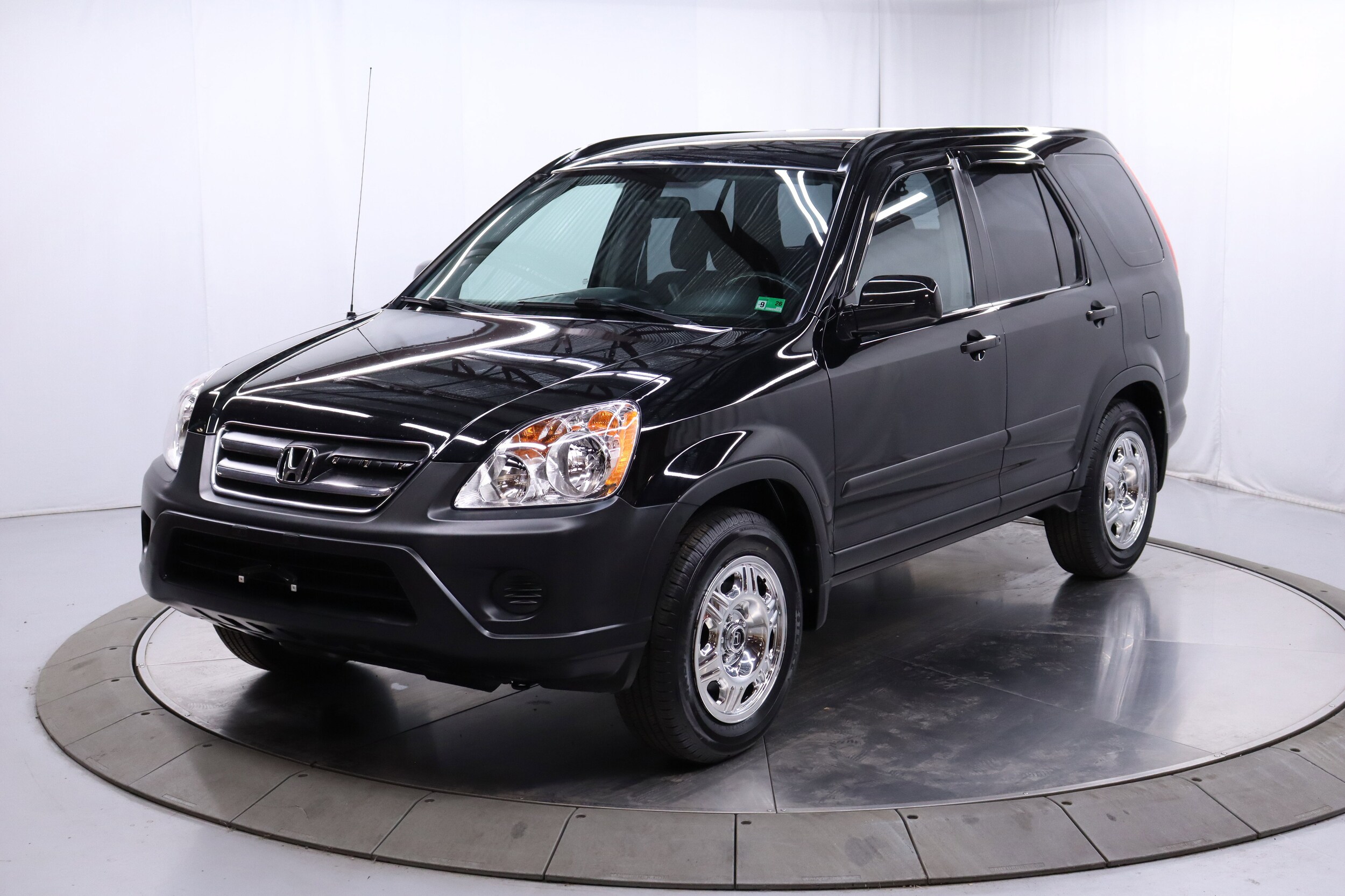 2006 Honda CR-V LX photo 2