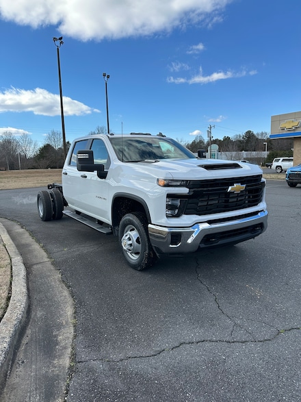 2025 Chevrolet Silverado 3500 HD Chassis Cab Work Truck Truck