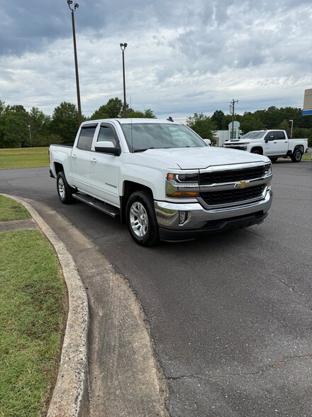 2018 Chevrolet Silverado 1500 LT w/1LT Truck Crew Cab