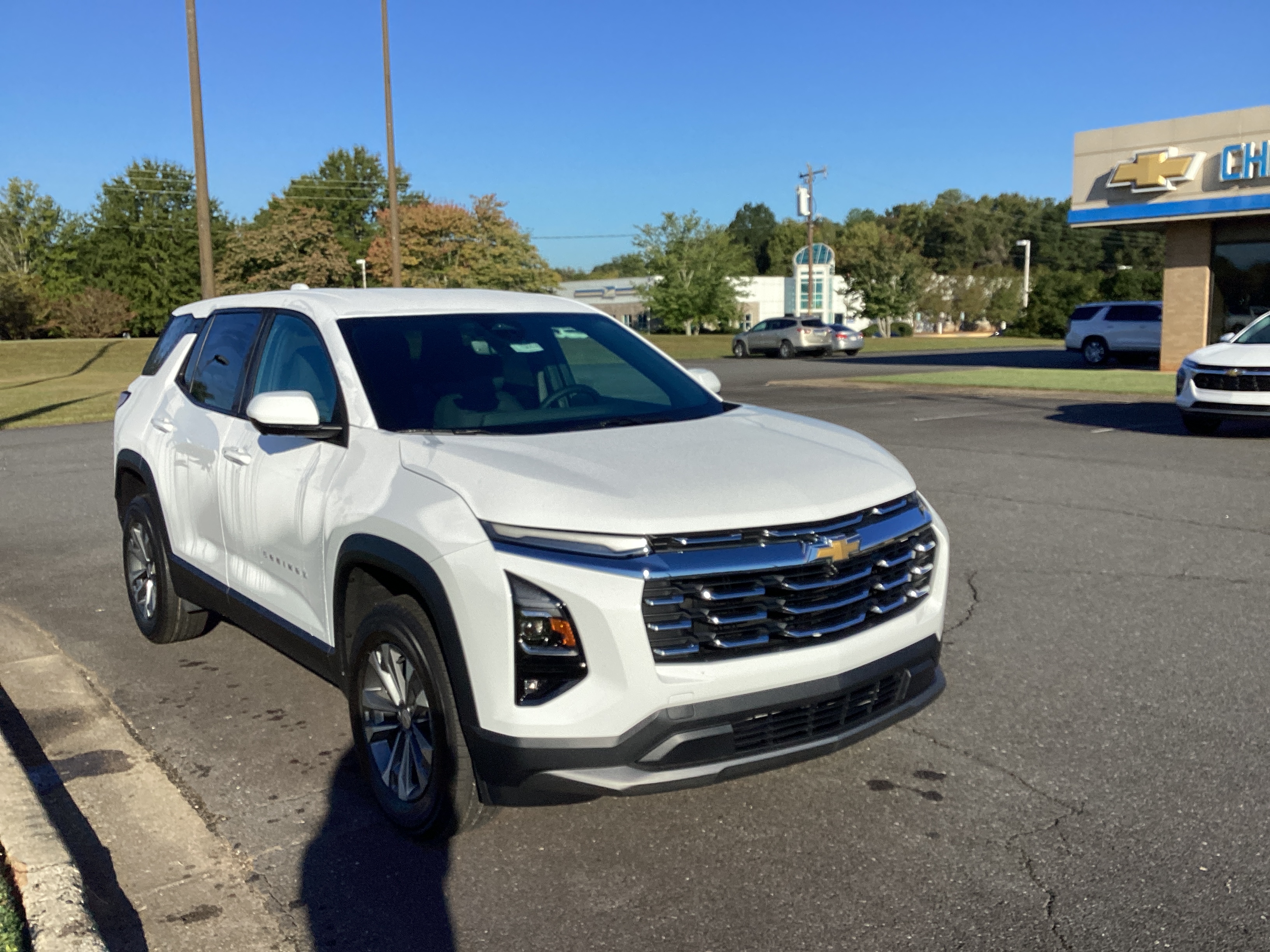 2027 Chevrolet Equinox LT SUV