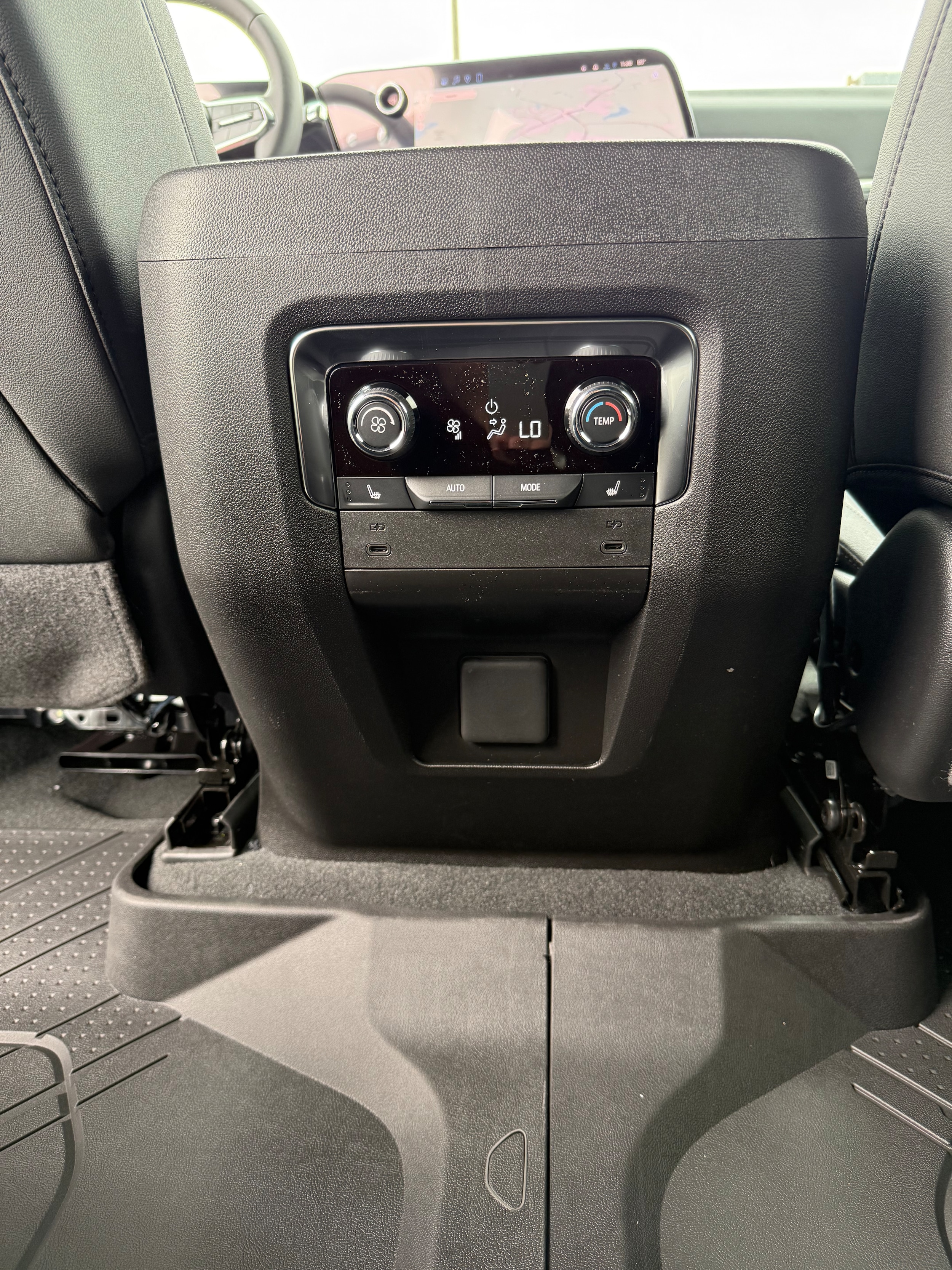 2026 Chevrolet Tahoe LT - Photo 25