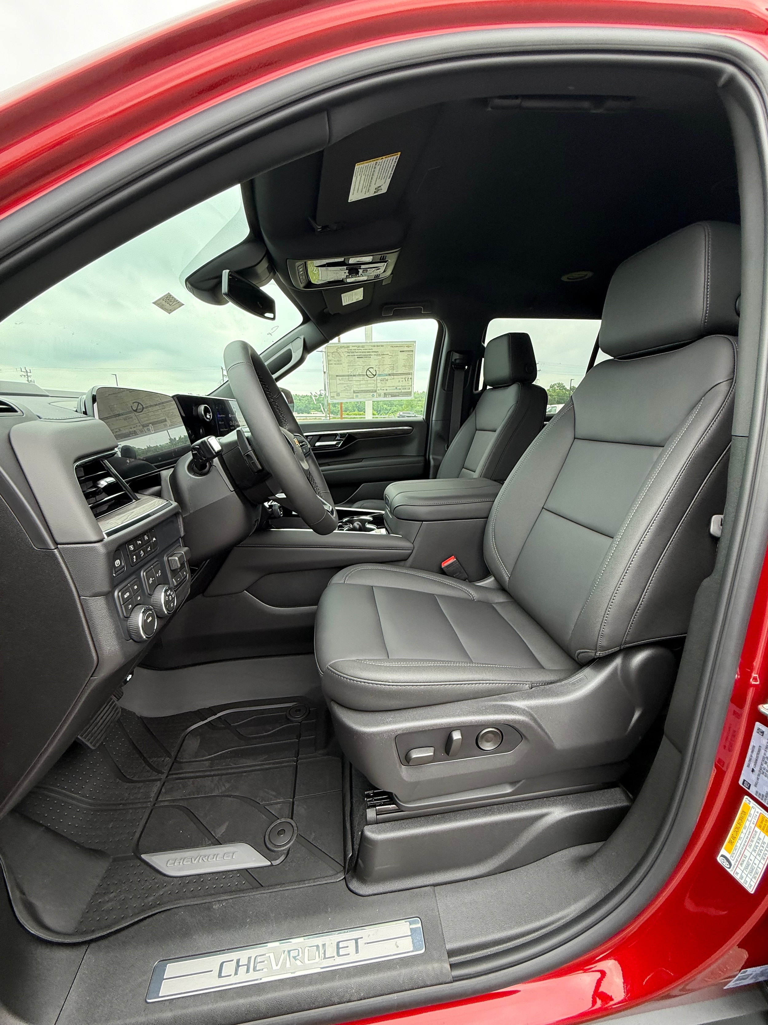 2026 Chevrolet Tahoe LT - Photo 11