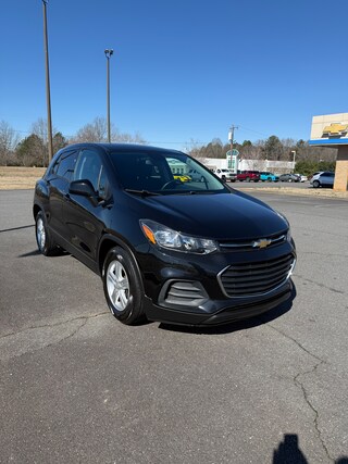 2022 Chevrolet Trax LS SUV