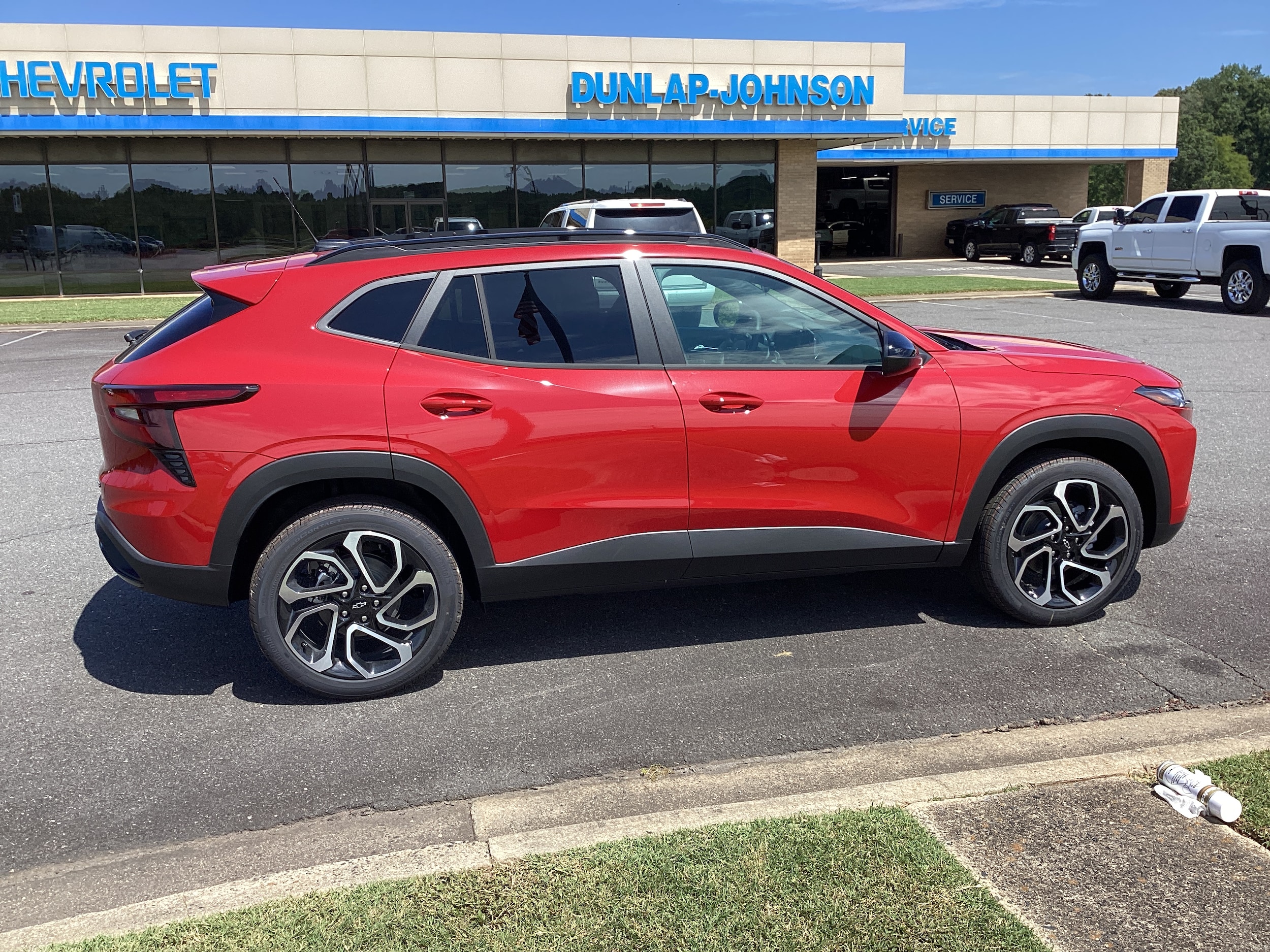 2026 Chevrolet Trax RS - Photo 8