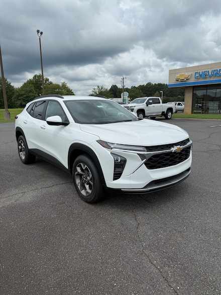 2025 Chevrolet Trax LT SUV