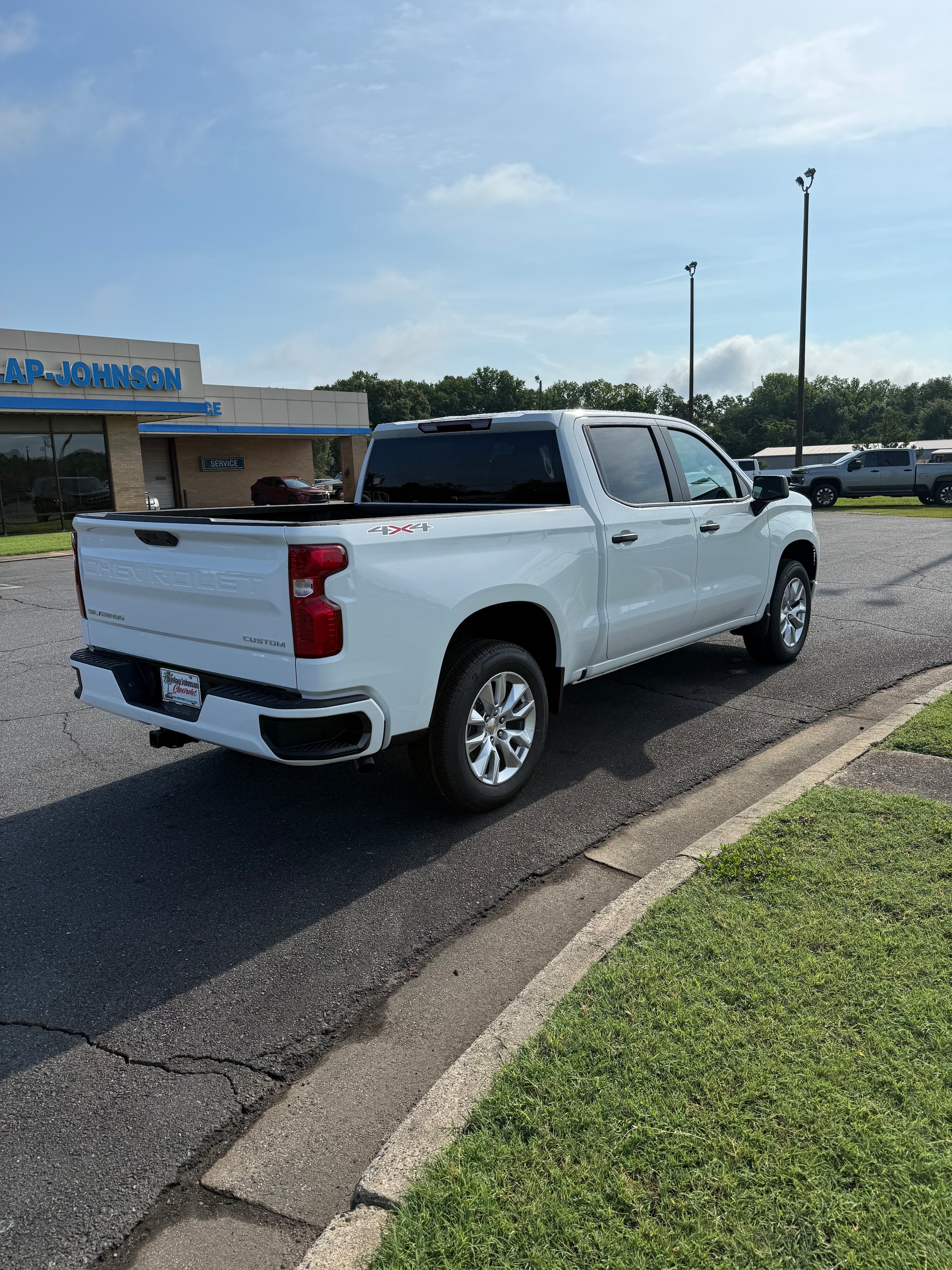 2026 Chevrolet Silverado 1500 Custom - Photo 6