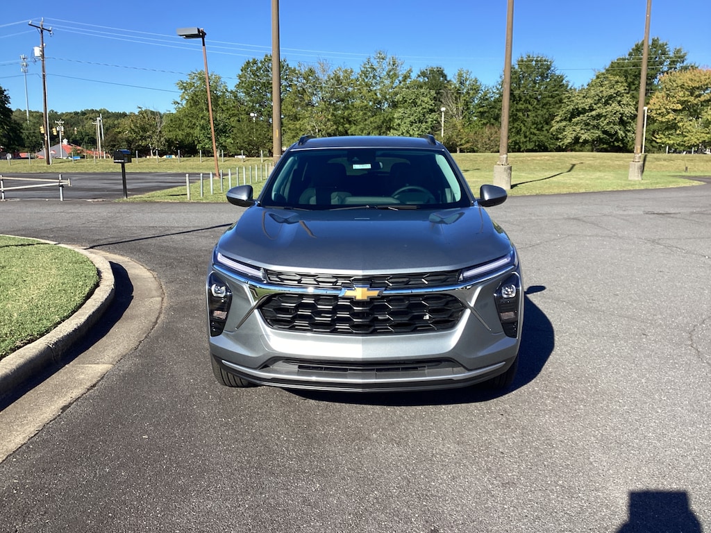 New 2026 Chevrolet Trax LT SUV