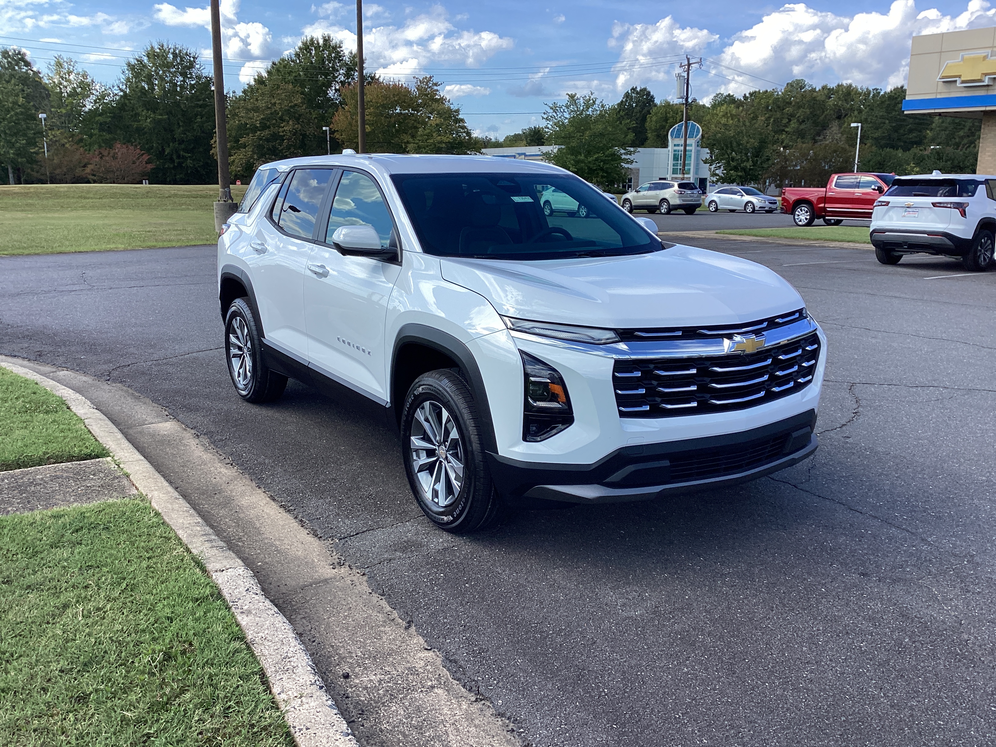 New 2027 Chevrolet Equinox LT SUV