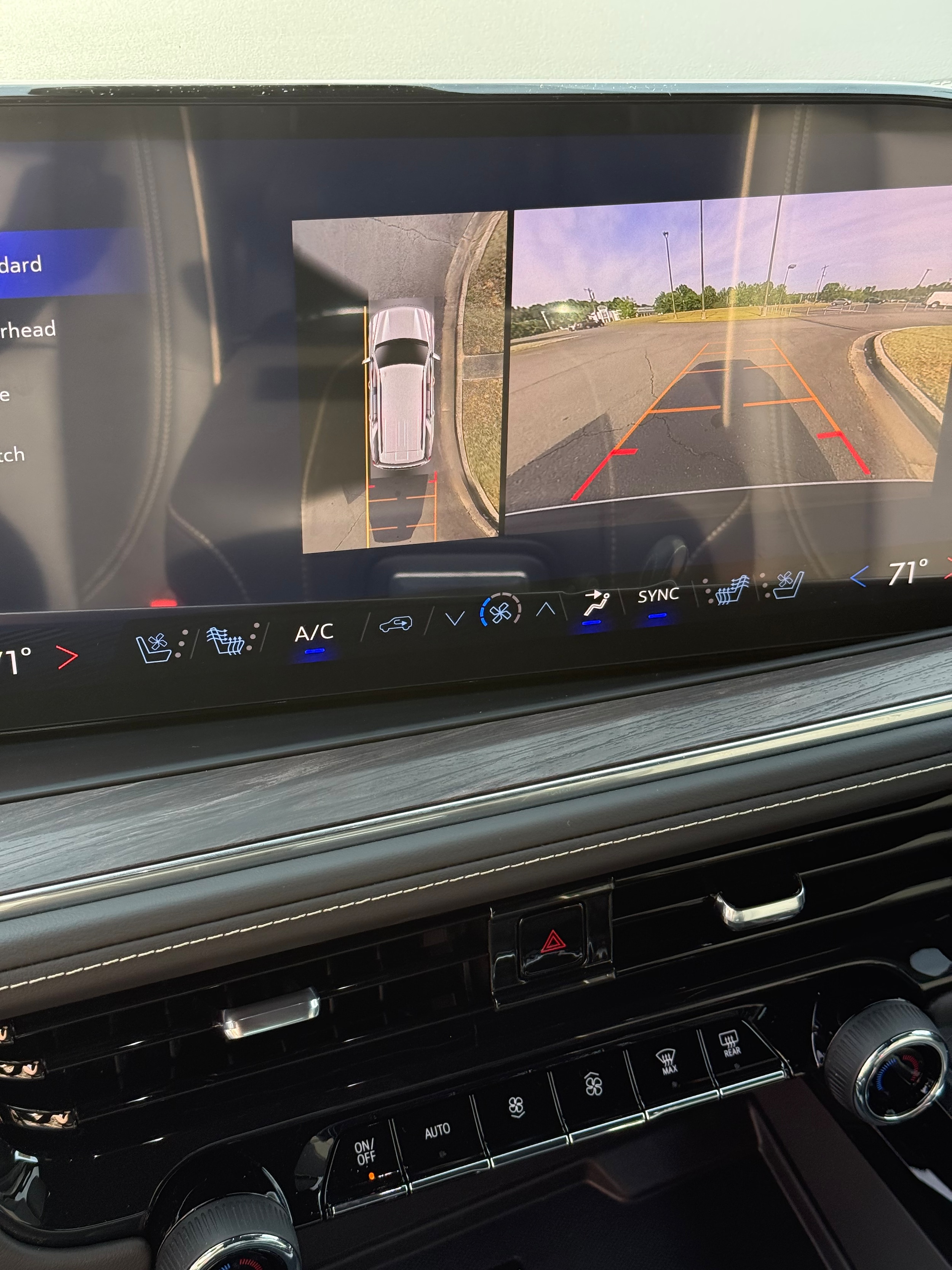 2026 Chevrolet Tahoe Premier - Photo 18