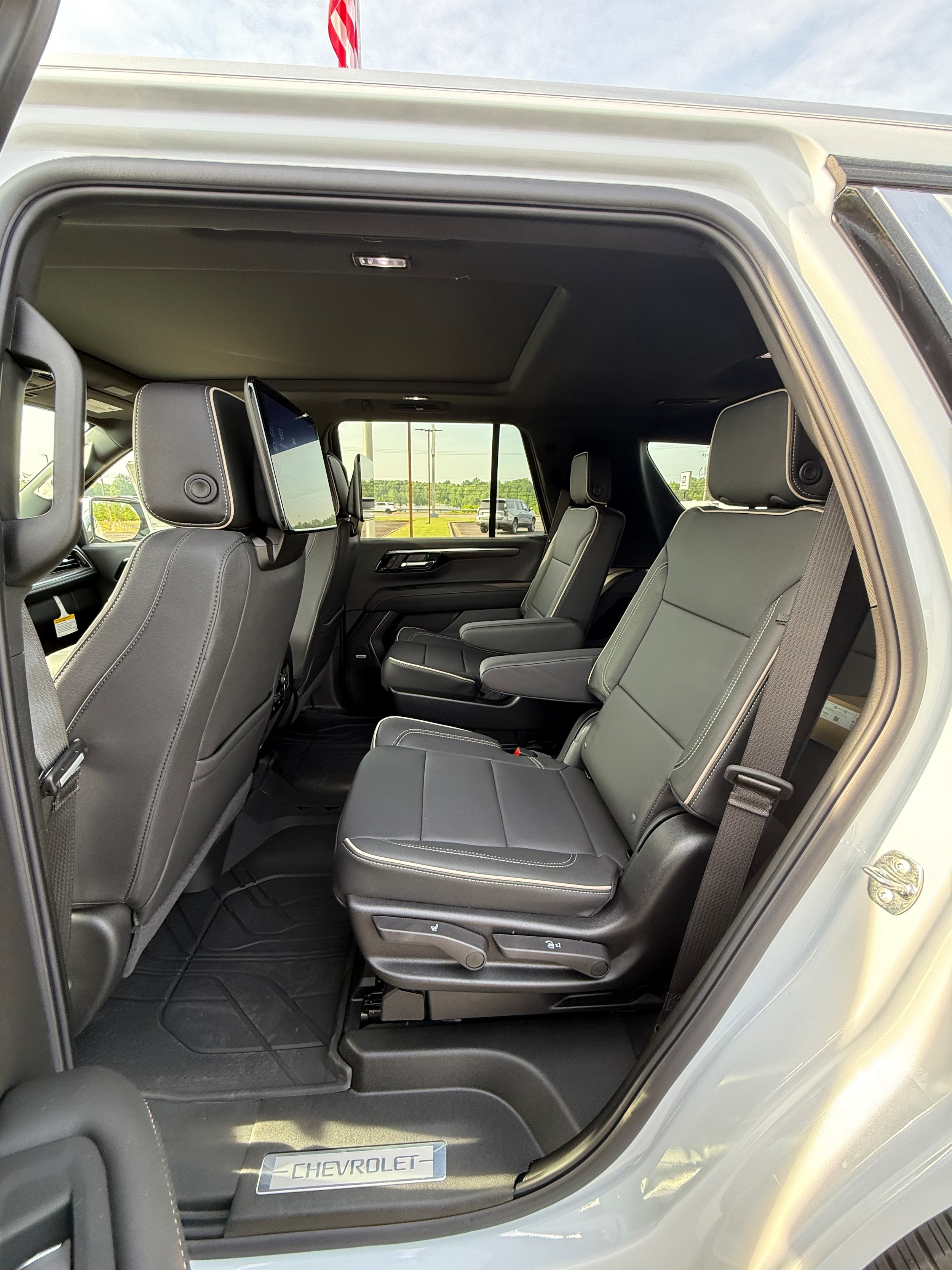 2026 Chevrolet Tahoe Premier - Photo 22