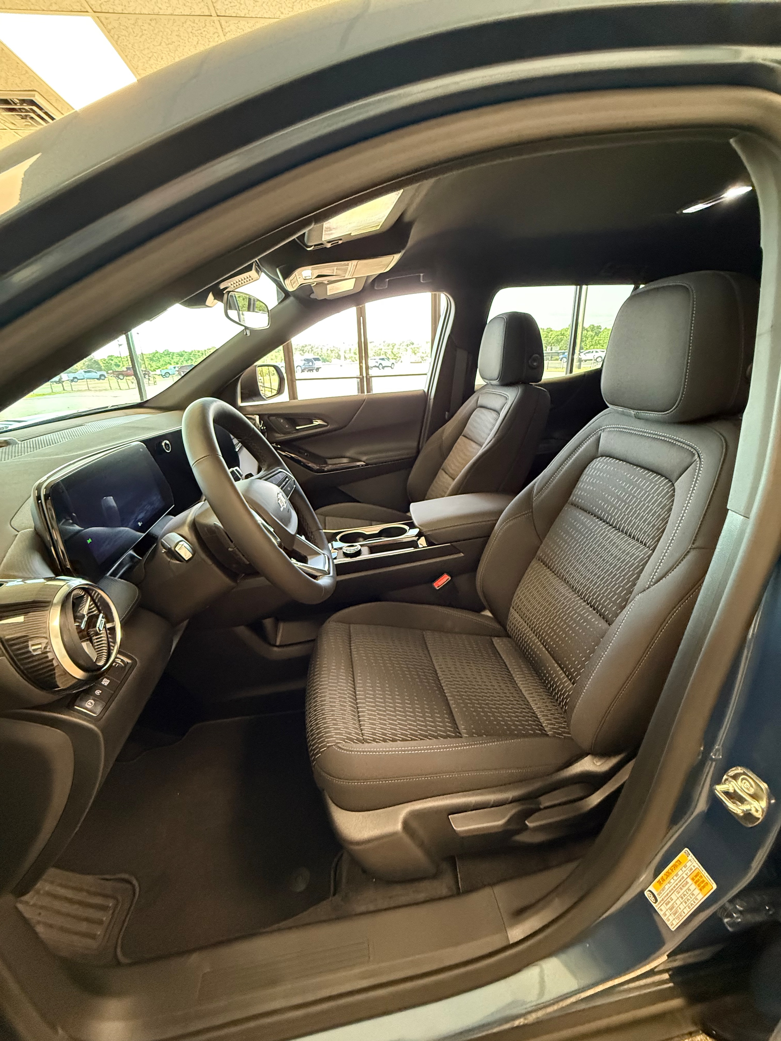 2026 Chevrolet Equinox LT - Photo 11