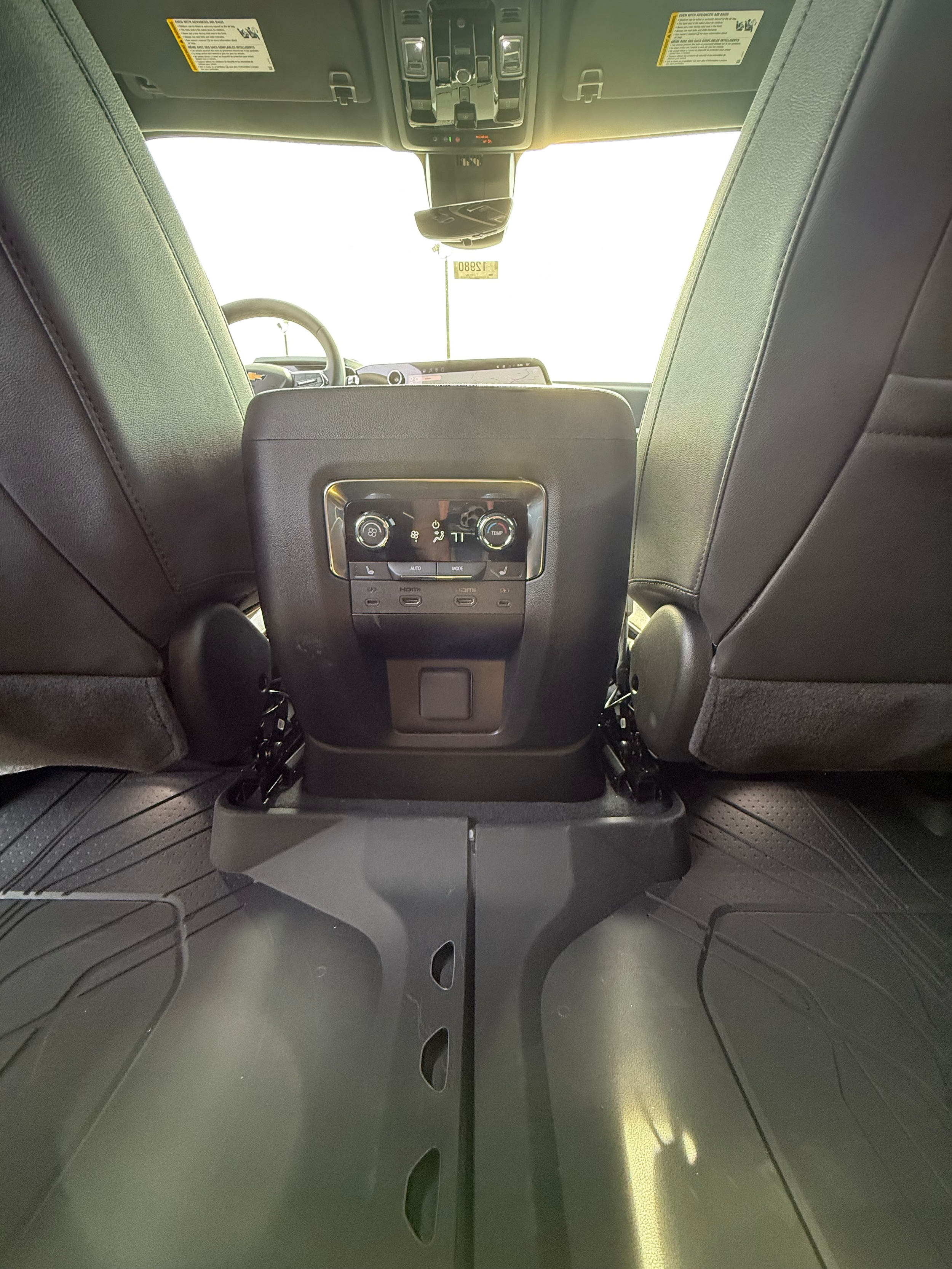 2026 Chevrolet Tahoe Premier - Photo 24