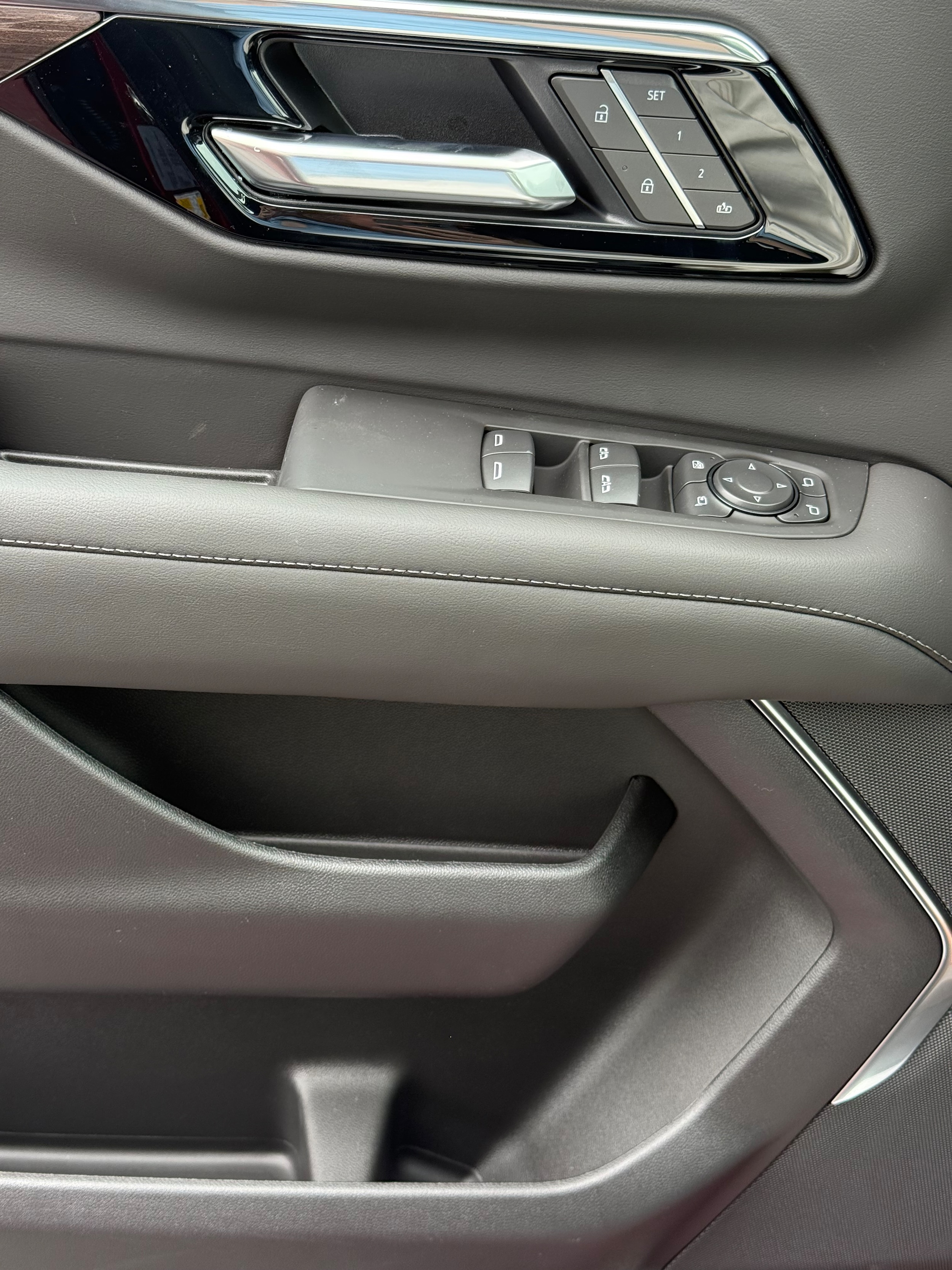 2026 Chevrolet Tahoe LT - Photo 22