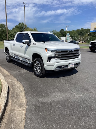 2022 Chevrolet Silverado 1500 High Country Truck Crew Cab