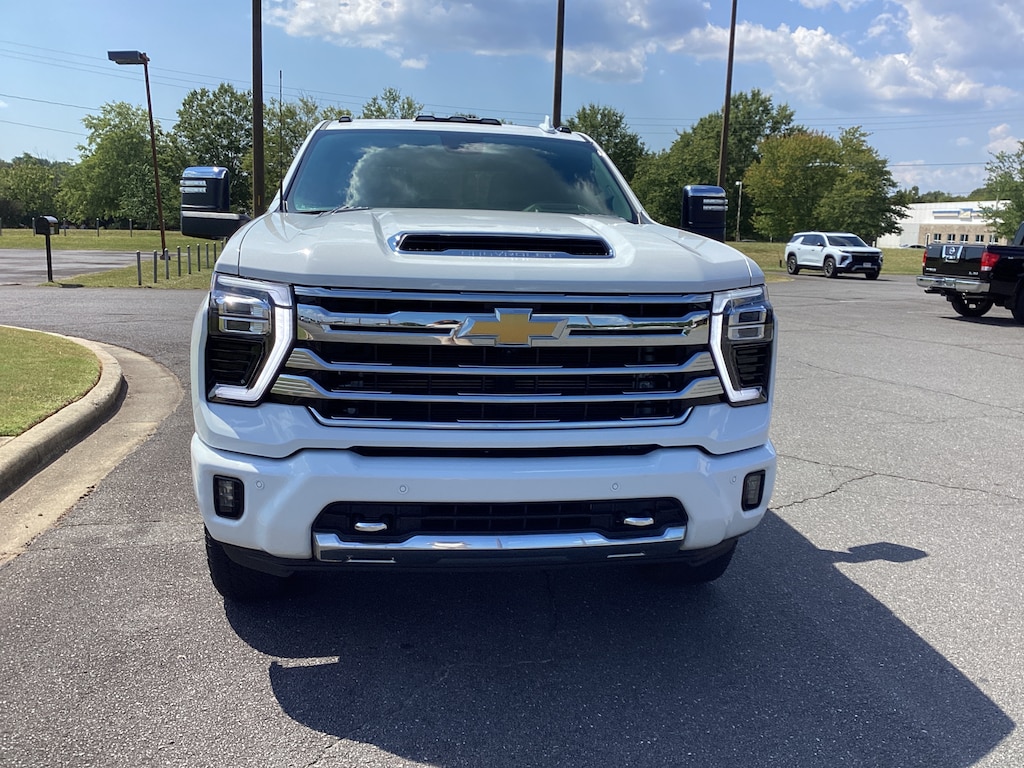 Used 2025 Chevrolet Silverado 2500 HD High Country Truck Crew Cab