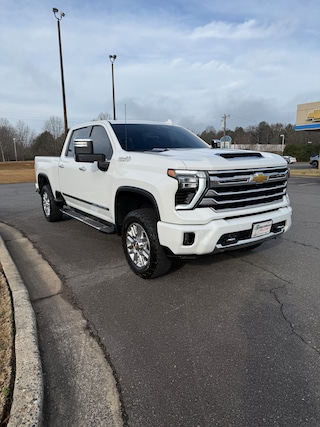 2024 Chevrolet Silverado 2500 HD High Country Truck Crew Cab