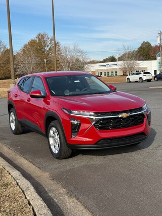 2026 Chevrolet Trax LS SUV