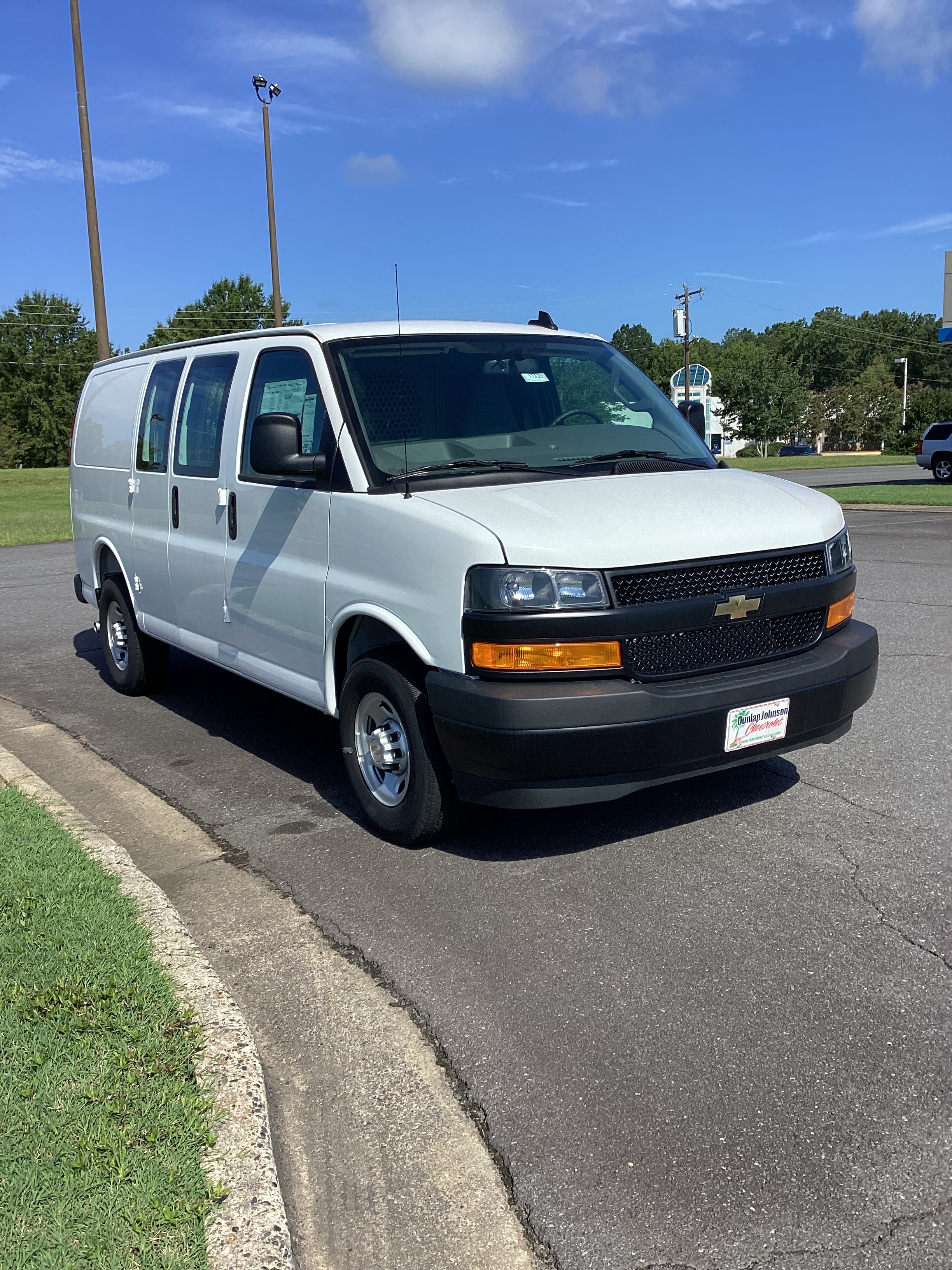 2025 Chevrolet Express Cargo