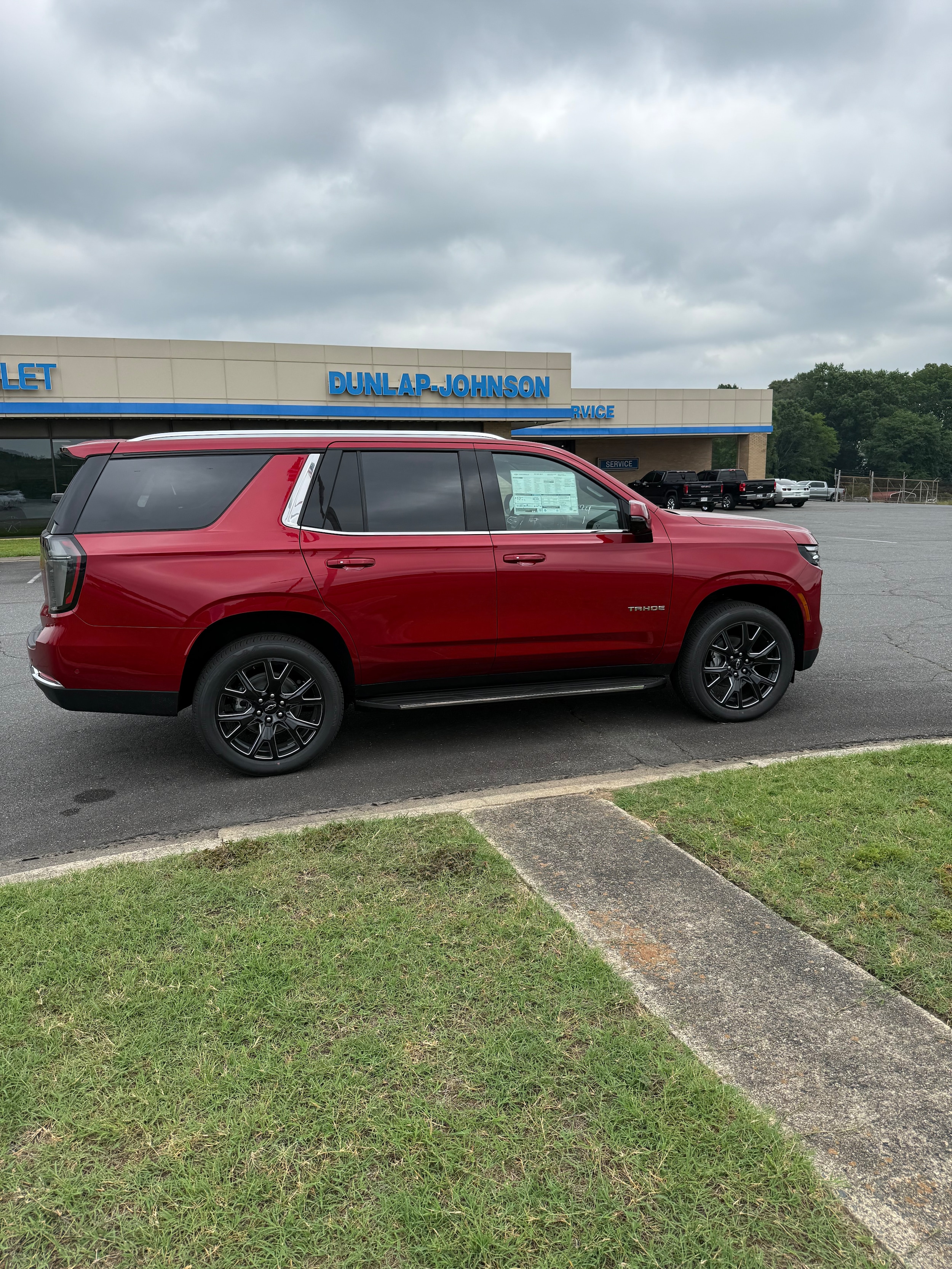 2026 Chevrolet Tahoe LT - Photo 8