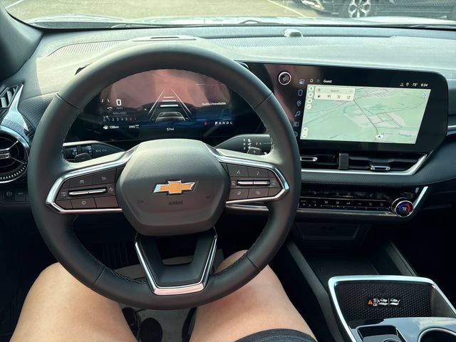 2027 Chevrolet Equinox LT - Photo 11