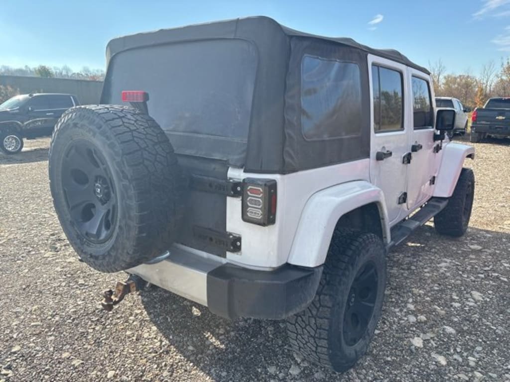 Used 2015 Jeep Wrangler Unlimited Sahara