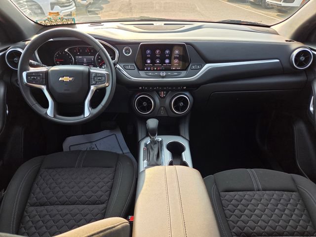 Photo 16