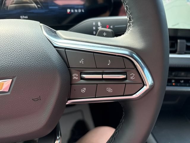 2027 Chevrolet Equinox LT - Photo 13