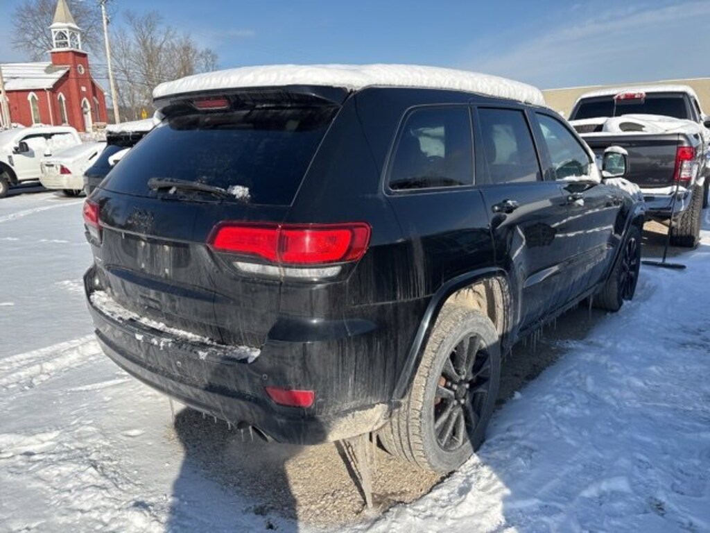 Used 2019 Jeep Grand Cherokee Altitude