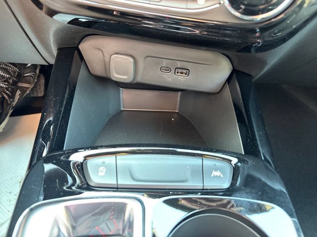 2026 Chevrolet Trax RS - Photo 19