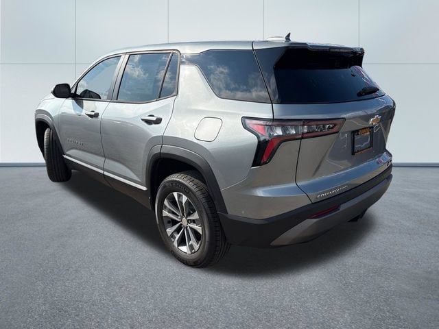2027 Chevrolet Equinox LT - Photo 2