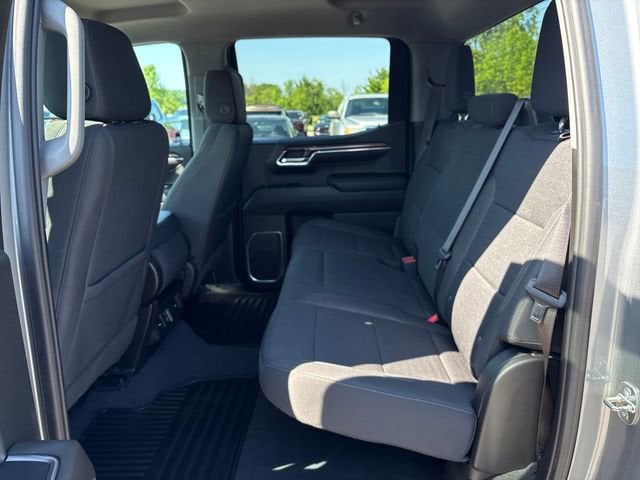 2023 Chevrolet Silverado 1500 RST - Photo 18