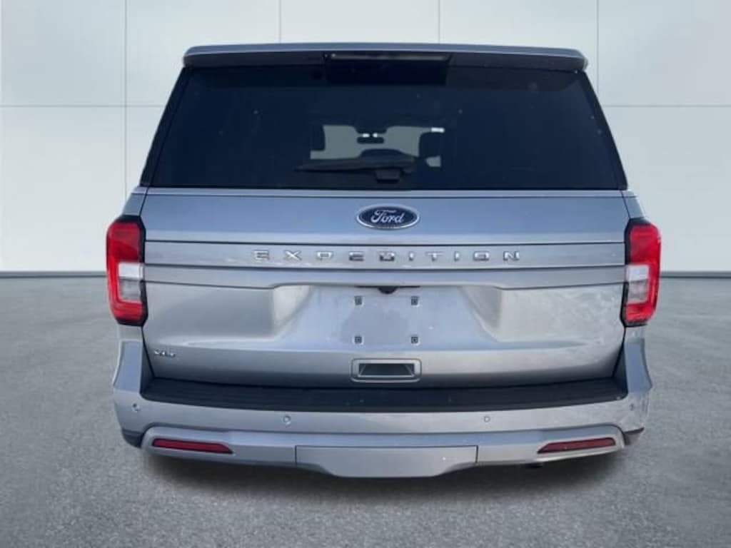 Used 2024 Ford Expedition XLT