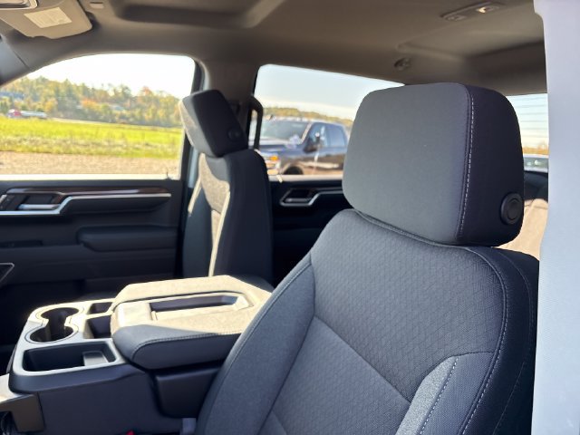 2026 Chevrolet Silverado 1500 LT - Photo 10