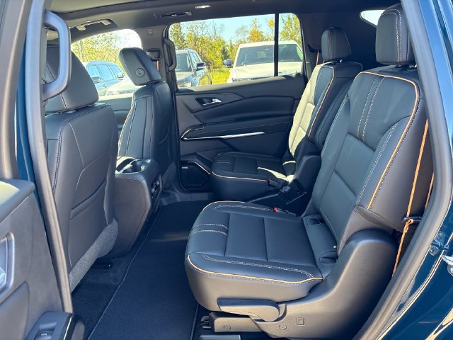 2027 Chevrolet Traverse High Country - Photo 21