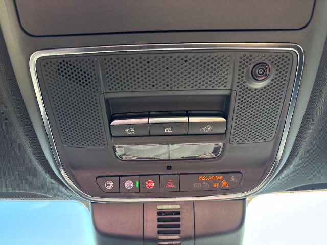2027 Chevrolet Traverse High Country - Photo 14