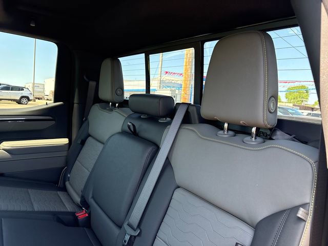 2026 Chevrolet Silverado 1500 ZR2 - Photo 24