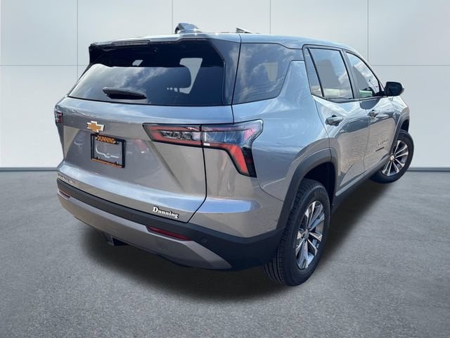 2027 Chevrolet Equinox LT - Photo 5