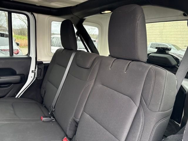2018 Jeep All-New Wrangler Unlimited Sahara - Photo 21
